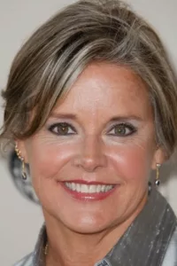 From Wikipedia, the free encyclopedia Amanda Bearse (born August 9, 1958) is an American actor, director and comedian best known for her role as wacky neighbor Marcy D’Arcy (formerly Marcy Rhoades) on Married… with Children, a sitcom that ran in […]