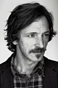 John Hawkes was born John Marvin Perkins in Alexandria, Minnesota, to Patricia Jeanne (Olson) and Peter John Perkins, a farmer. He is of Scandinavian and British Isles descent. John moved to Austin, Texas to begin his career as an actor […]