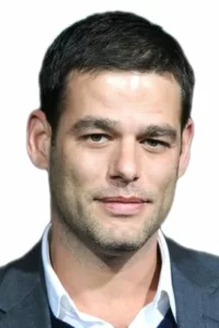 Ivan Sergei Gaudio (born May 7, 1971) is an American actor known for his work in television. His best known roles are as Dr. Peter Winslow in Crossing Jordan and Henry Mitchell in Charmed.   Date d’anniversaire : 07/05/1971
