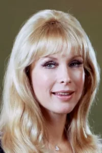 Barbara Eden (born August 23, 1931, height 5′ 3¾ » (1,62 m)) is an American film, stage, and television actress and singer. She is best known for her starring role of « Jeannie » in the sitcom I Dream of Jeannie. Eden was […]