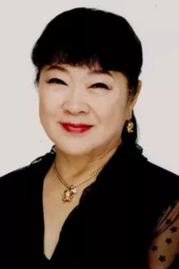 Nobuyo Oyama, born Yamashita Nobuyo is a Japanese voice actress represented by Actors Seven. She is best known for playing the title character in the long-running Doraemon anime.   Date d’anniversaire : 16/10/1933