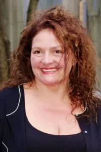 ​From Wikipedia, the free encyclopedia. Aida Turturro (born September 25, 1962) is an American actress probably best known for playing Janice Soprano, sister of New Jersey mob boss Tony Soprano, on the HBO TV series The Sopranos.   Date d’anniversaire […]