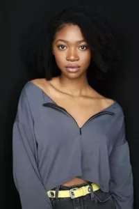 Kelcey Mawema is an actress, known for To All the Boys I’ve Loved Before (2018), To All the Boys: P.S. I Still Love You (2020) and Superman and Lois (2021).   Date d’anniversaire : //
