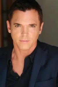 Nicholas Lea (born July 6, 1962) is a Canadian actor best known for The X-Files and Kyle XY.   Date d’anniversaire : 22/06/1962