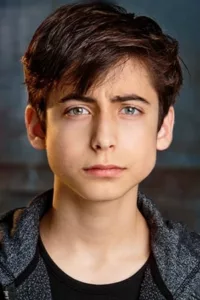 Aidan Gallagher (born September 18, 2003) is an American actor, best known for his role as Nicky Harper on the Nickelodeon series Nicky, Ricky, Dicky and Dawn (2014-2018).   Date d’anniversaire : 18/09/2003